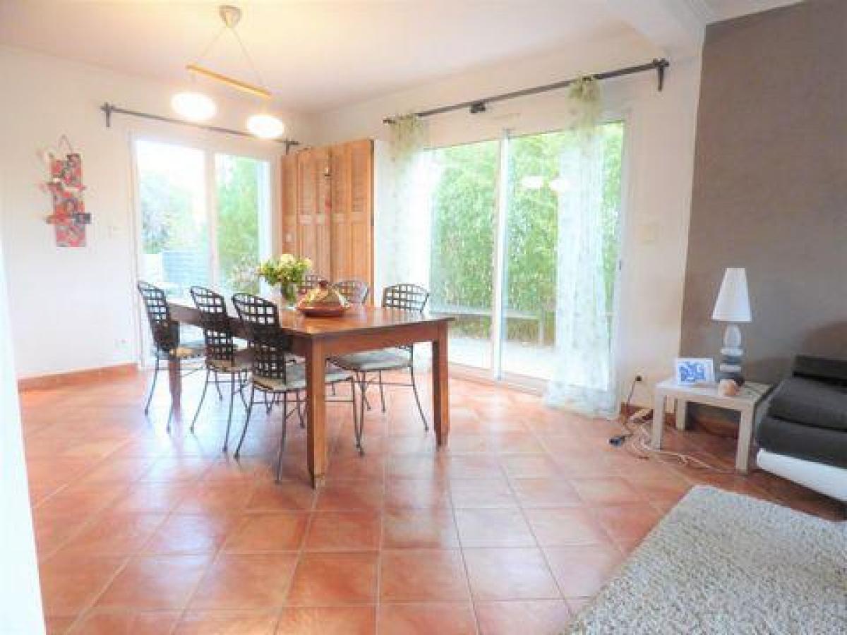 4 Schlafzimmer Haus in Nimes, France, Nr. 32183