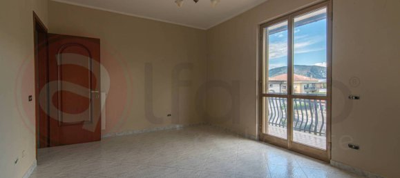 3 Schlafzimmer Wohnung in Roccasecca, Italy, Nr. 87535 34