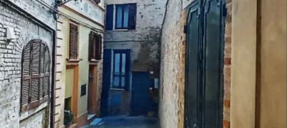 4 rooms Apartment in Civitanova Marche, Italy No. 96734 6