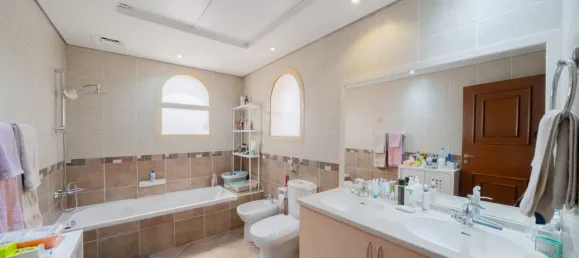 4 bedrooms Villa for sale in Dubai Land, Dubai, UAE № 108348 19