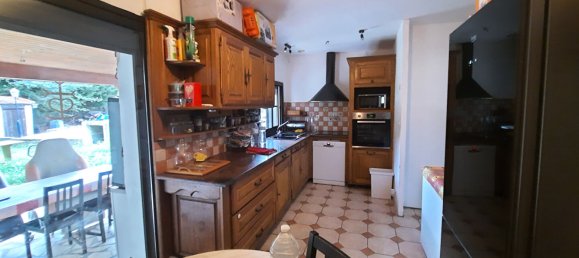 Propiedad comercial de 3 dormitorios en Montjoire, France No. 1887 5