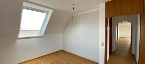 3 bedrooms Penthouse in Stuttgart, Germany No. 227450 17