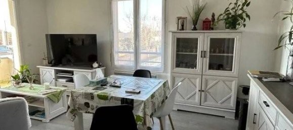 2 Schlafzimmer Wohnung in Luce, France, Nr. 67302 3