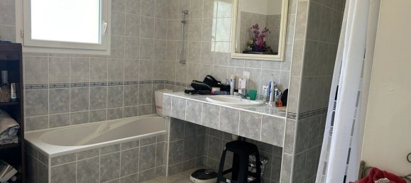 3 bedrooms Castles in Duras, France No. 335704 10