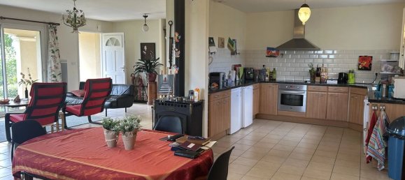 3 bedrooms Castles in Duras, France No. 335704 4