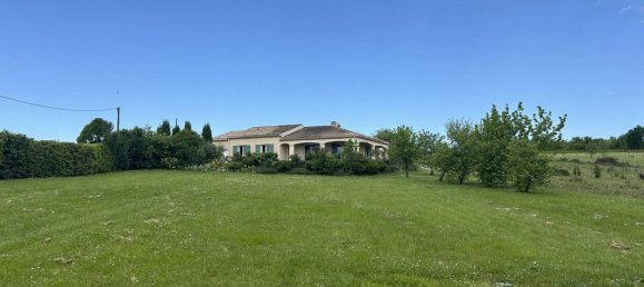 3 bedrooms Castles in Duras, France No. 335704 17