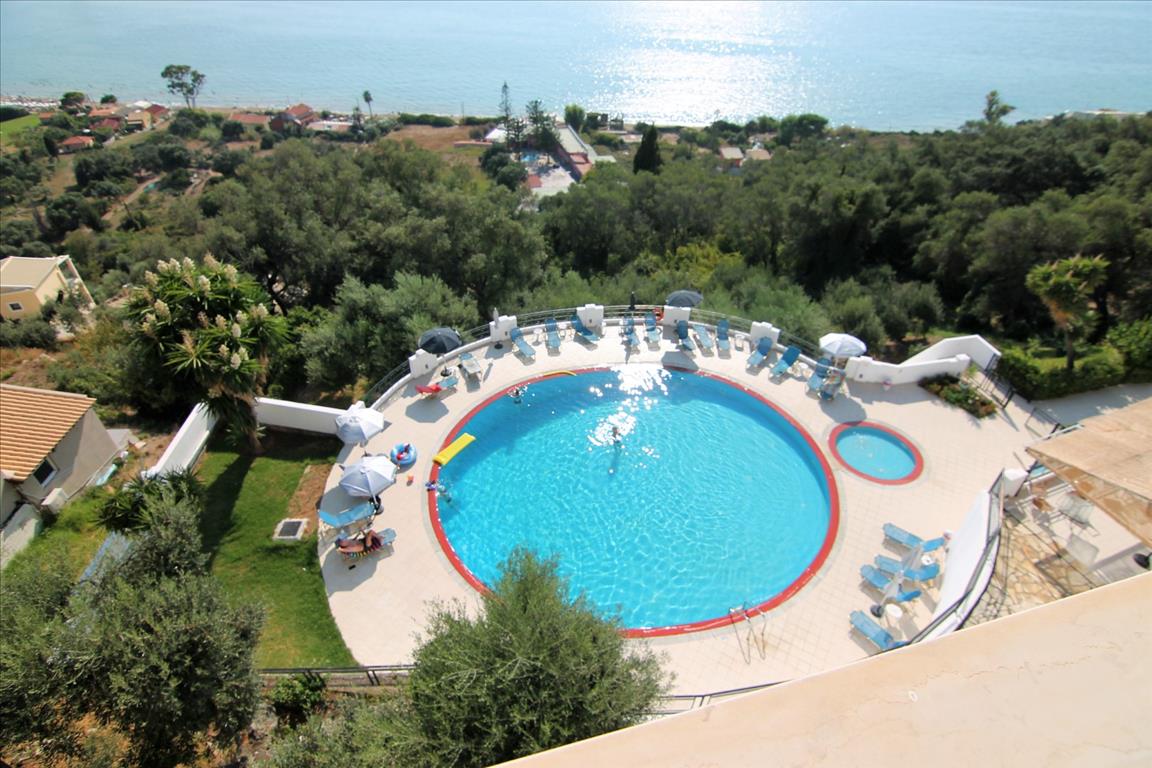 550m² Townhouse in Corfu, Greece No. 5488