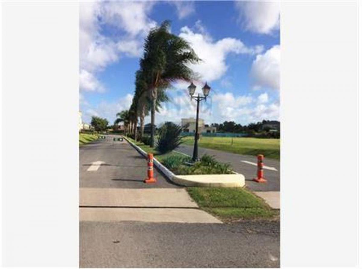 Terreno de 1 dormitorio en San Miguel, Argentina No. 31394