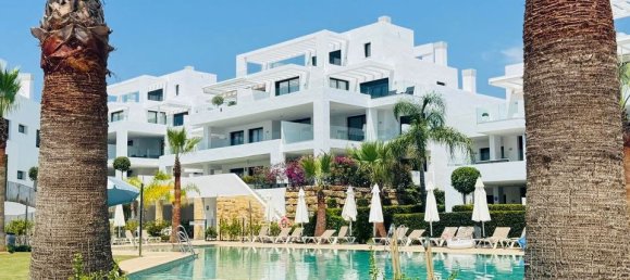 Квартира с 2 спальнями в Эстепона, Испания № 181078 2