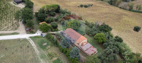 4 bedrooms Apartment in San Marcello, Italy No. 318884 7