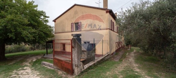 4 bedrooms Apartment in San Marcello, Italy No. 318884 10