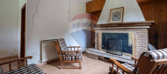 4 bedrooms Apartment in San Marcello, Italy No. 318884 21