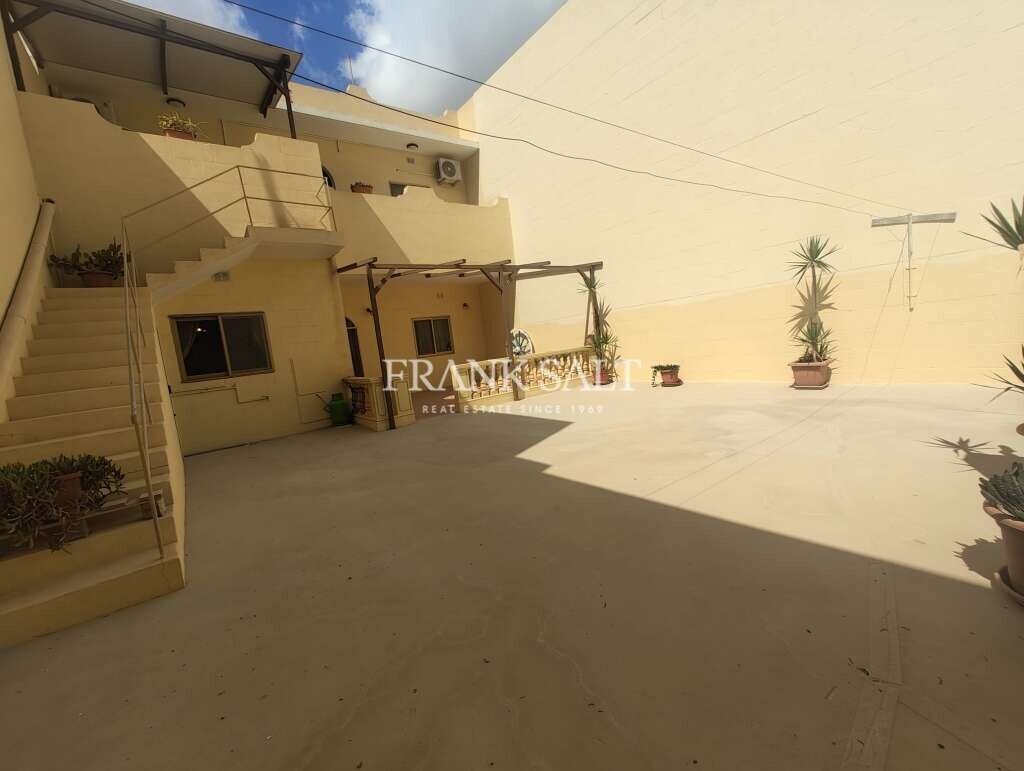 Apartamento de 3 dormitorios en Sannat, Malta No. 6212