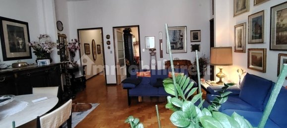 2 bedrooms Apartment in Milan, Italy No. 372173 5