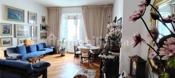2 bedrooms Apartment in Milan, Italy No. 372173 2