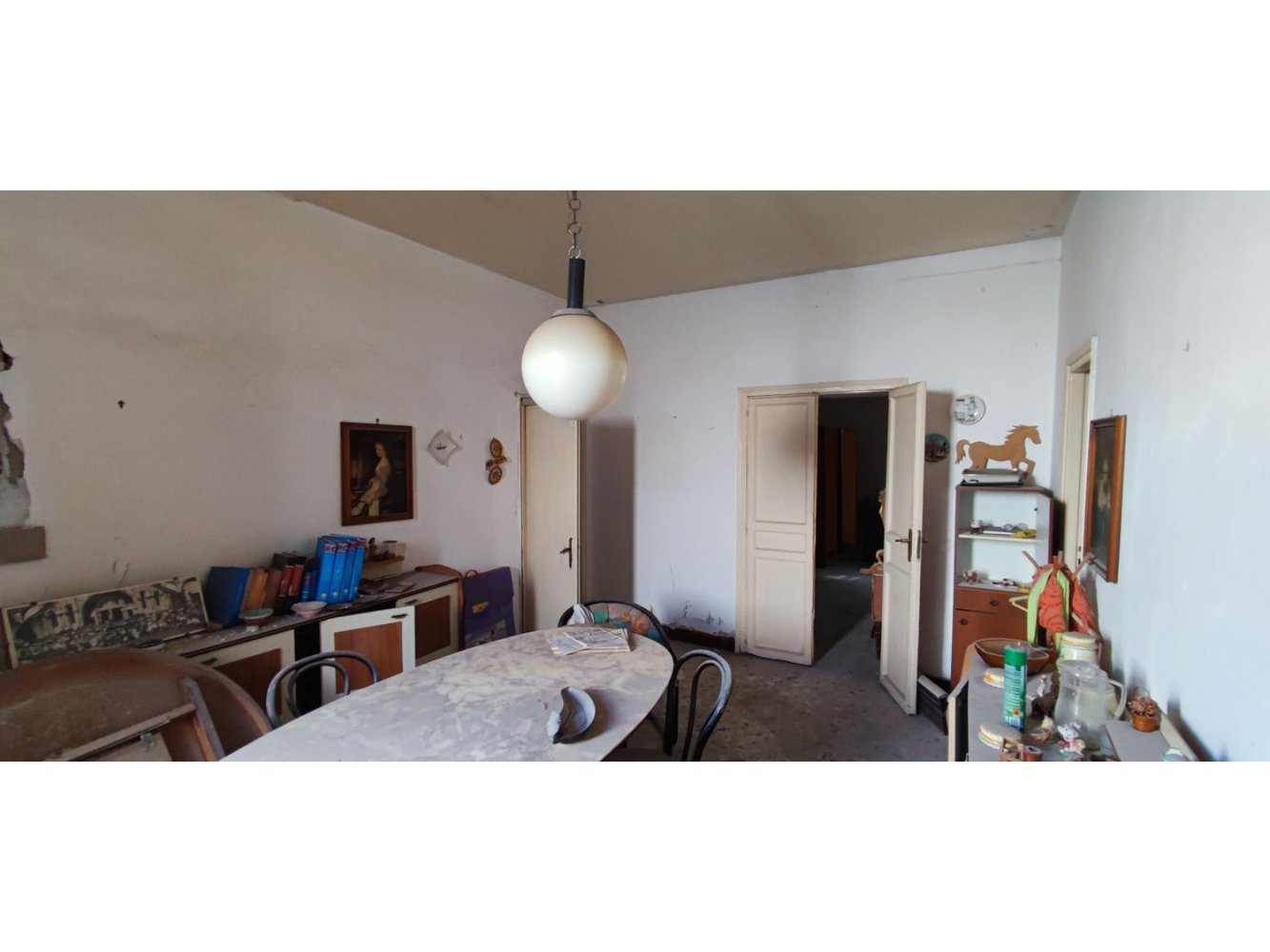 3 bedrooms Apartment in Palermo, Italy No. 330286