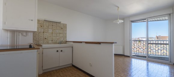 1 bedroom Apartment in Dijon, France No. 268190 2