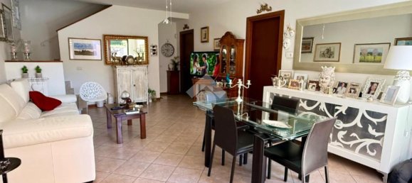 3 Schlafzimmer Villa in Capena, Italy, Nr. 310107 5