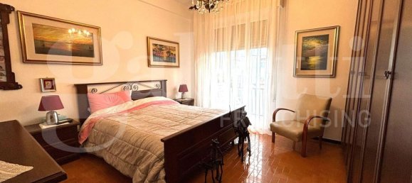 5-salle Penthouse à Finale Ligure, Italy No. 53790 13