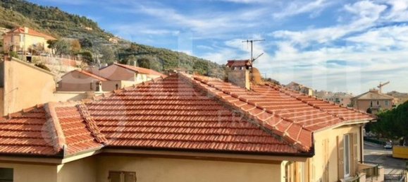 5-salle Penthouse à Finale Ligure, Italy No. 53790 32