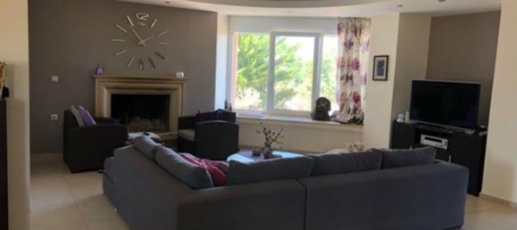 5 bedrooms Commercial property in Hersonissos, Greece No. 4747 2