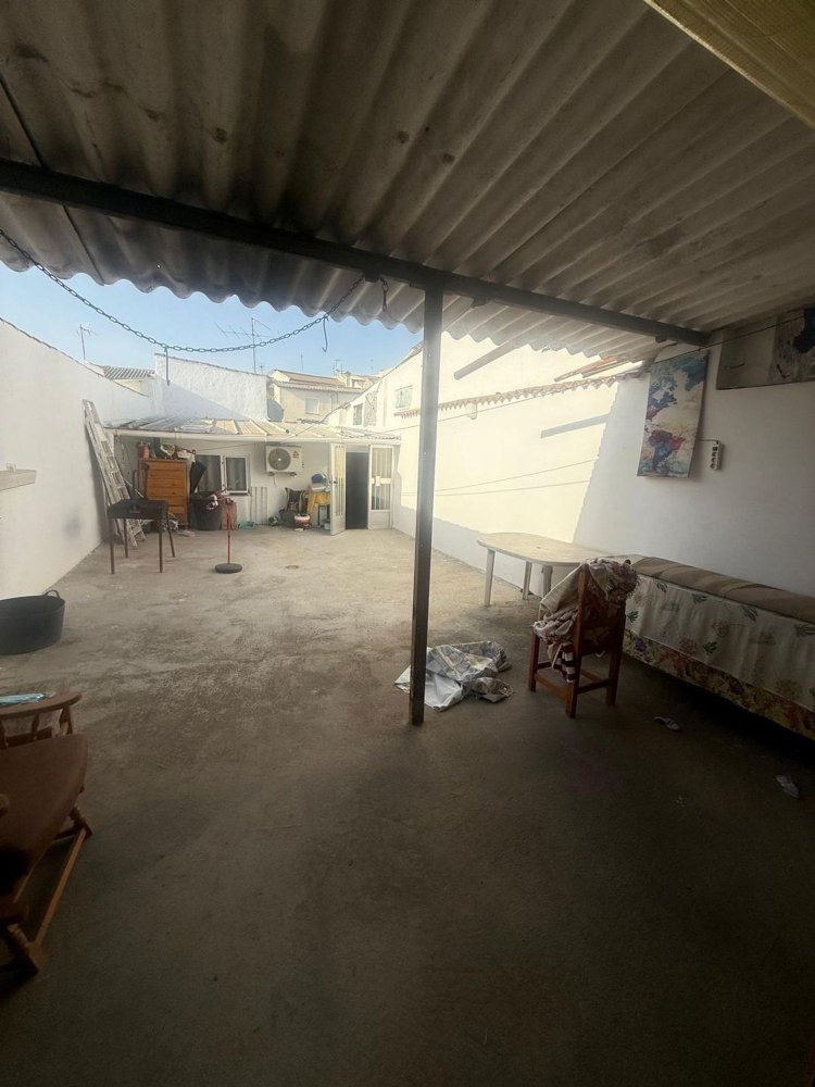 5 bedrooms House in Cordoba, Spain No. 133417