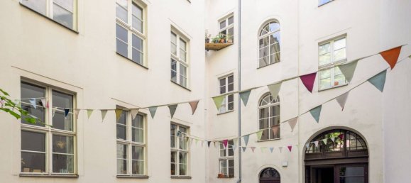 Edificio de 2 habitaciónes en Mitte, Germany No. 60835 7