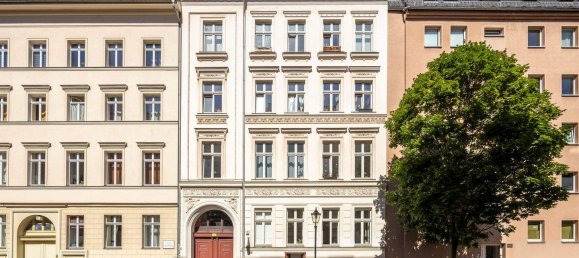 Edificio de 2 habitaciónes en Mitte, Germany No. 60835 8