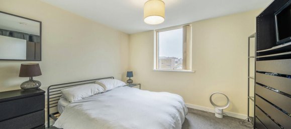 Apartamento de 2 dormitorios en London, United Kingdom No. 7738 15