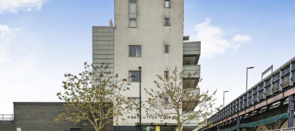 Apartamento de 2 dormitorios en London, United Kingdom No. 7738 13