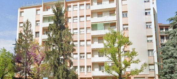 3 rooms Apartment in Milan, Italy No. 291492 2