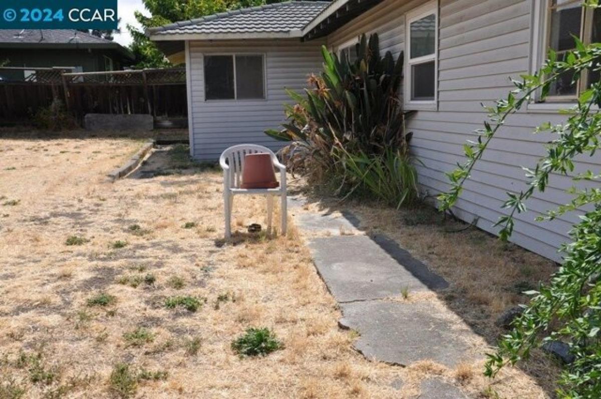 Casa de 3 dormitorios en Concord, USA No. 207458