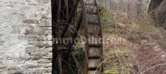 3 bedrooms House in Lama Mocogno, Italy No. 317820 7