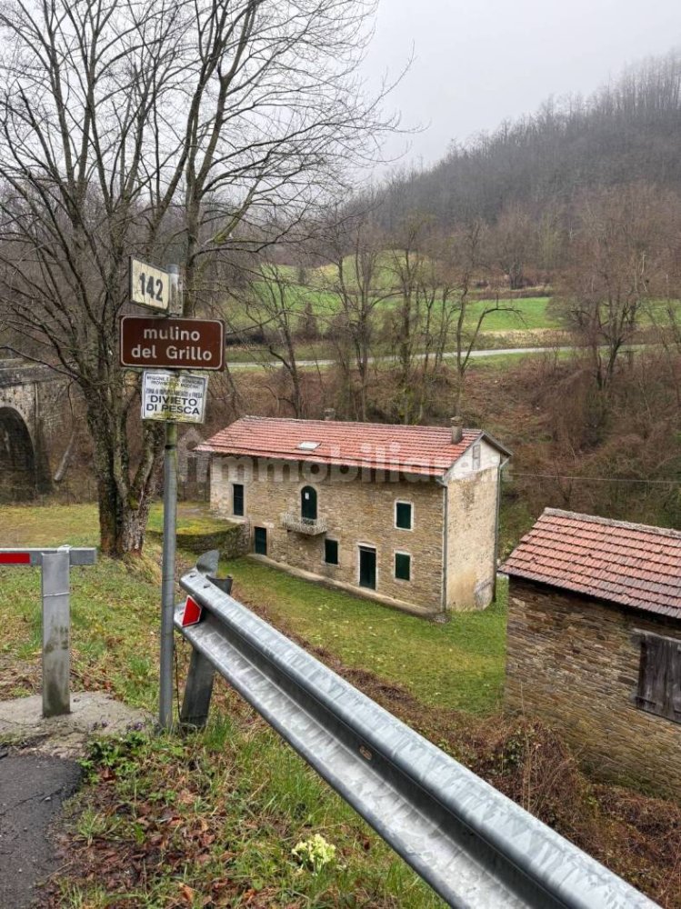 3 bedrooms House in Lama Mocogno, Italy No. 317820