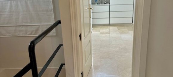 Ático de 4 dormitorios en Marbella, Spain No. 205157 30