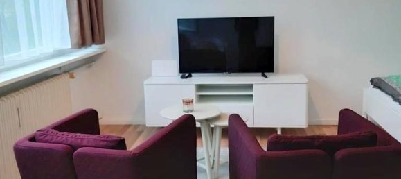 Квартира с 2 комнатами в Руммельсбург, Германия № 51781 2