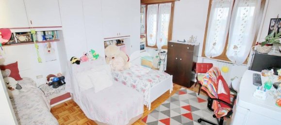 2 bedrooms Apartment in Colorno, Italy No. 89397 10