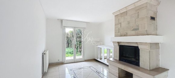 2 Schlafzimmer Haus in Oignies, France, Nr. 271428 5