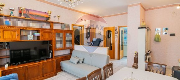 3-salle Appartement à Catania, Italy No. 127404 13