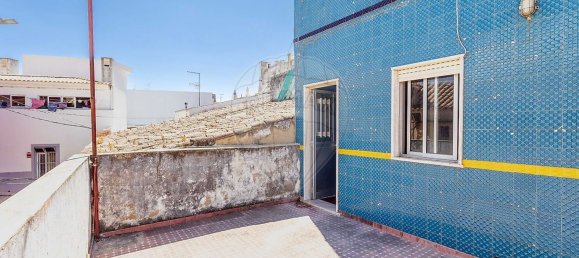 Дом с 4 спальнями в Фару, Португалия № 170169 19