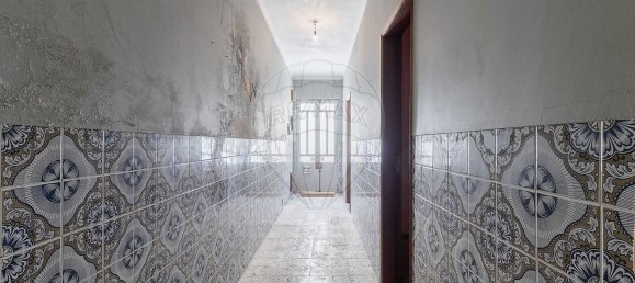 Дом с 4 спальнями в Фару, Португалия № 170169 2