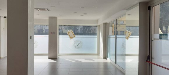 Propiedad comercial de 2 habitaciónes en Brescia, Italy No. 283575 16