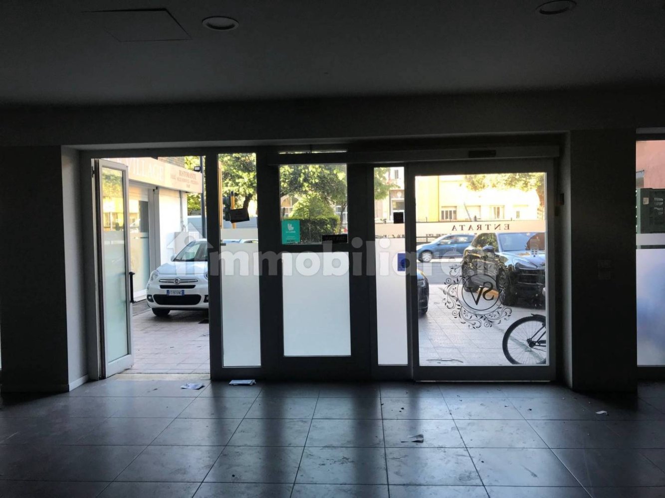 Propiedad comercial de 2 habitaciónes en Brescia, Italy No. 283575