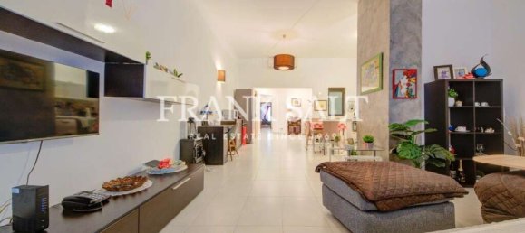 Apartamento de 2 dormitorios en Saint Julian's, Malta No. 184 4