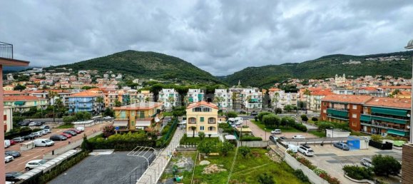 Квартира с 1 спальней в Пьетра Лигуре, Италия № 310556 18