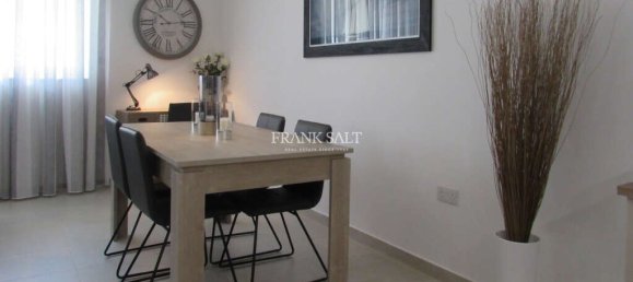 3 Schlafzimmer Wohnung in Swieqi, Malta, Nr. 3994 8