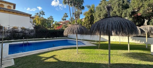 5 bedrooms Townhouse in Marbella, Spain No. 147114 4