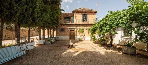 8 Schlafzimmer Haus in Granada, Spain, Nr. 153386 3