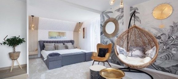 Casa de 4 dormitorios en Les Lilas, France No. 350665 2