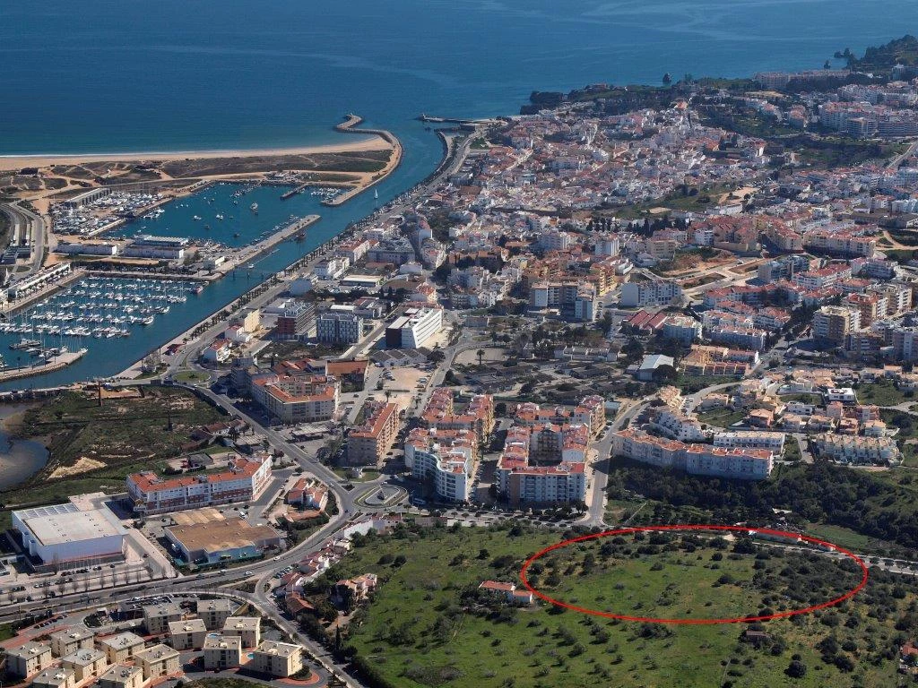  Land in Lagos, Portugal No. 152344